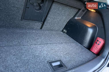 Хетчбек Volkswagen Golf Plus 2010 в 