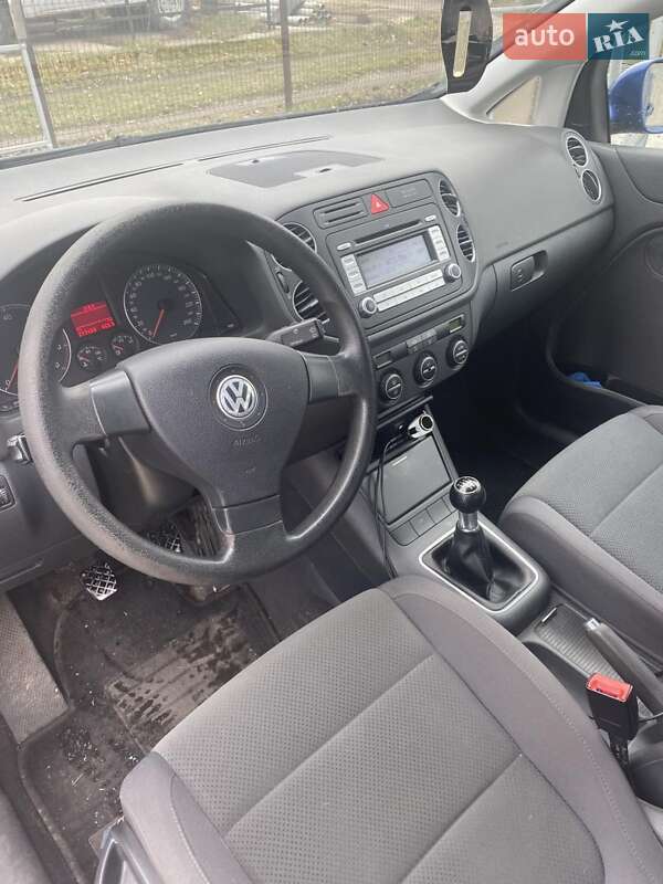Хетчбек Volkswagen Golf Plus 2005 в Бару