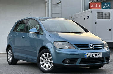 Хэтчбек Volkswagen Golf Plus 2005 в 