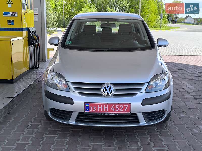 Хэтчбек Volkswagen Golf Plus 2006 в 