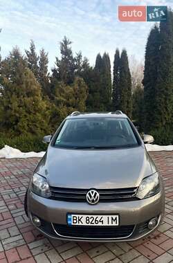 Хэтчбек Volkswagen Golf Plus 2009 в 