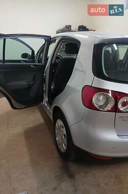 Хетчбек Volkswagen Golf Plus 2007 в 