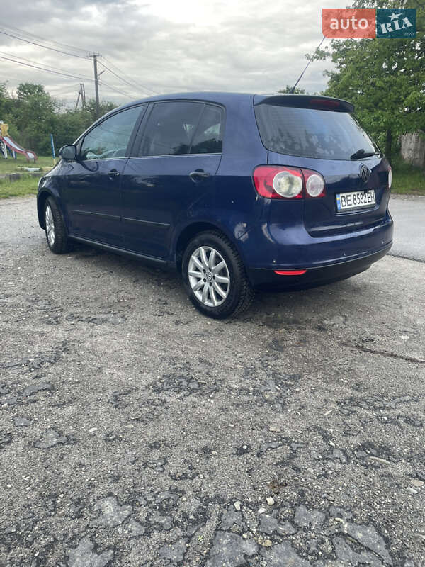 Хетчбек Volkswagen Golf Plus 2007 в Новояворівську