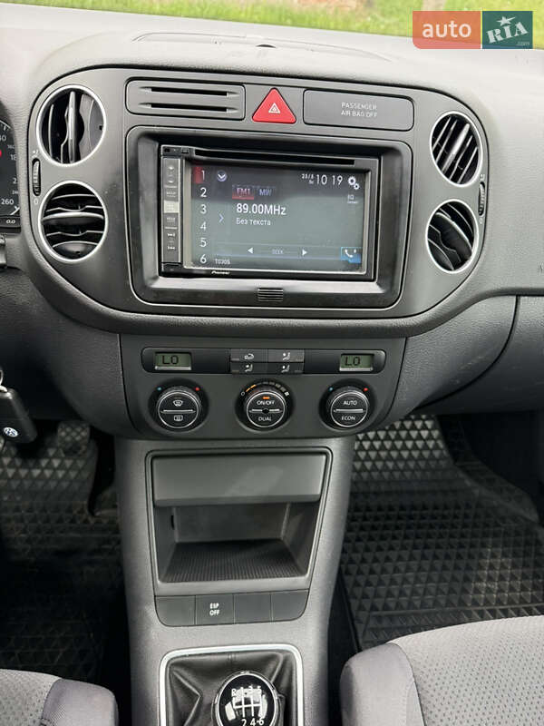 Хэтчбек Volkswagen Golf Plus 2006 в Нововолынске