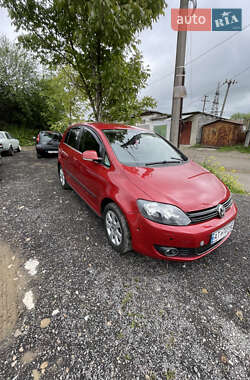 Хетчбек Volkswagen Golf Plus 2010 в 