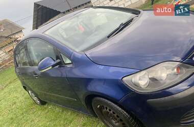 Хетчбек Volkswagen Golf Plus 2005 в 