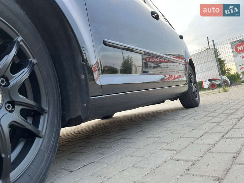 Хетчбек Volkswagen Golf Plus 2010 в Нововолинську