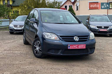 Хэтчбек Volkswagen Golf Plus 2005 в 