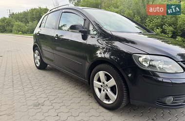 Хэтчбек Volkswagen Golf Plus 2009 в 