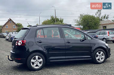 Хэтчбек Volkswagen Golf Plus 2009 в 