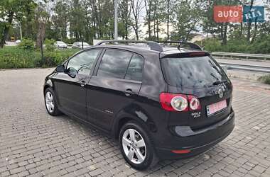 Хетчбек Volkswagen Golf Plus 2008 в 