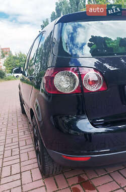 Хэтчбек Volkswagen Golf Plus 2005 в 