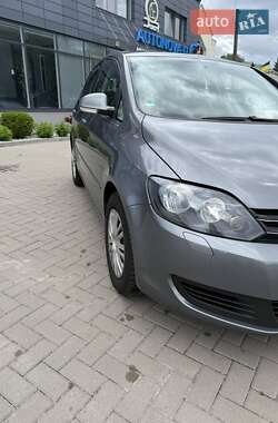 Хэтчбек Volkswagen Golf Plus 2011 в 