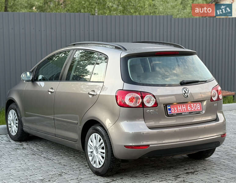 Хэтчбек Volkswagen Golf Plus 2010 в Львове