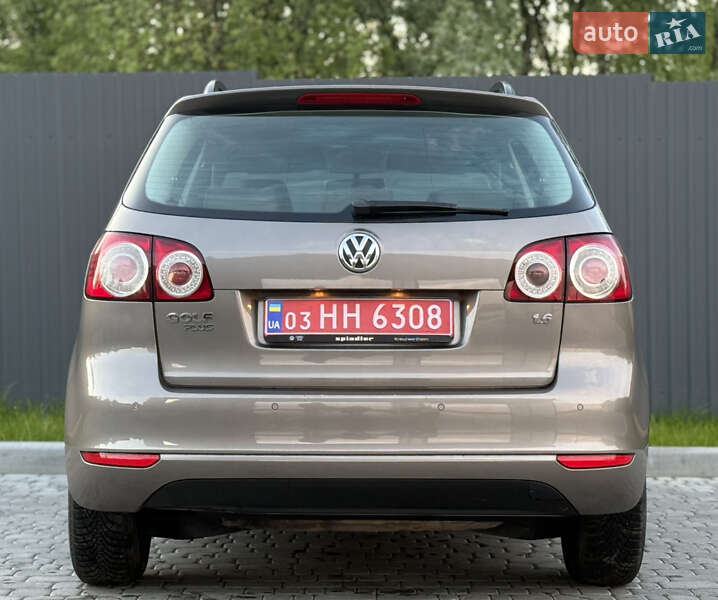 Хэтчбек Volkswagen Golf Plus 2010 в Львове
