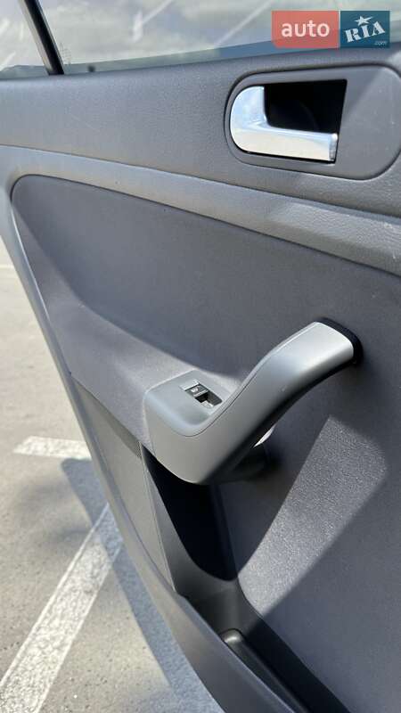 Хэтчбек Volkswagen Golf Plus 2006 в Умани фото 47 Хэтчбек Volkswagen Golf Plus 2006 в Умани