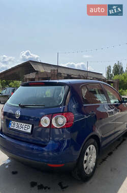 Хэтчбек Volkswagen Golf Plus 2005 в 