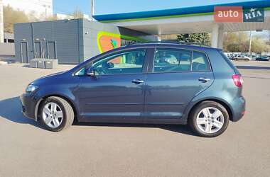 Хэтчбек Volkswagen Golf Plus 2009 в 