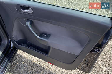 Хэтчбек Volkswagen Golf Plus 2009 в 