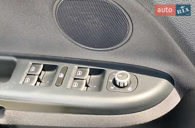 Хэтчбек Volkswagen Golf Plus 2009 в 