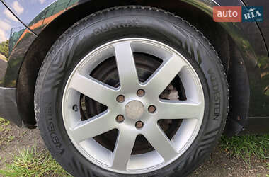 Хетчбек Volkswagen Golf Plus 2007 в 
