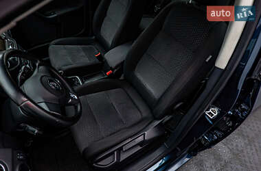 Хэтчбек Volkswagen Golf Plus 2009 в 