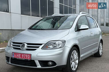 Хэтчбек Volkswagen Golf Plus 2009 в 