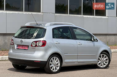 Хэтчбек Volkswagen Golf Plus 2009 в 