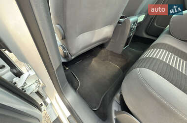 Хэтчбек Volkswagen Golf Plus 2009 в 