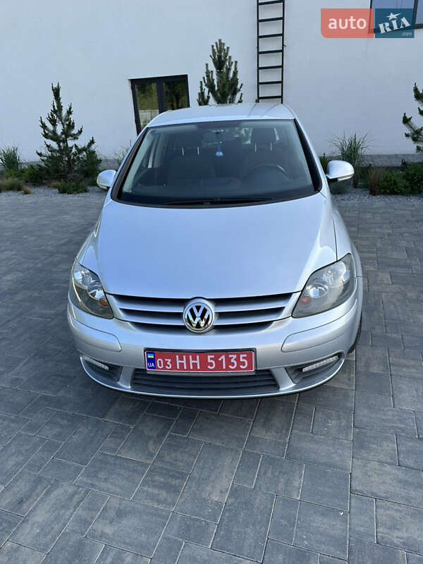 Хетчбек Volkswagen Golf Plus 2008 в Луцьку