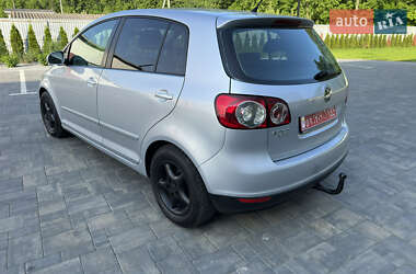 Хетчбек Volkswagen Golf Plus 2008 в 