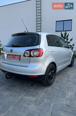 Хетчбек Volkswagen Golf Plus 2008 в 