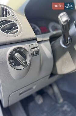 Хэтчбек Volkswagen Golf Plus 2006 в 