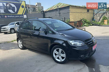 Хэтчбек Volkswagen Golf Plus 2009 в 