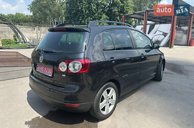 Хэтчбек Volkswagen Golf Plus 2009 в 