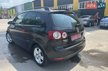 Хэтчбек Volkswagen Golf Plus 2009 в 