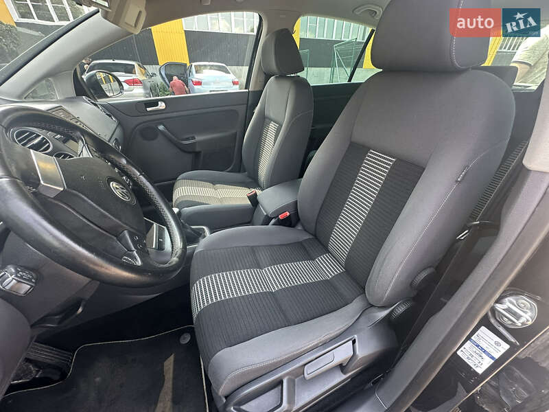 Хетчбек Volkswagen Golf Plus 2009 в Ніжині