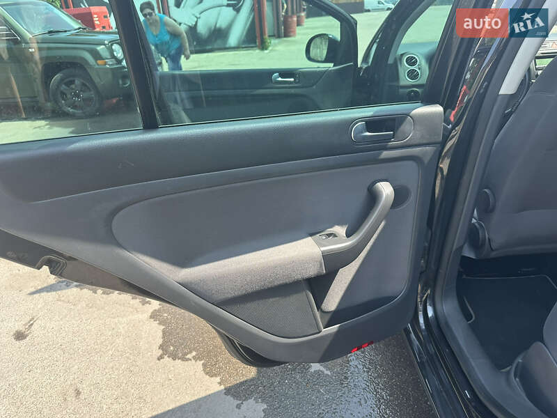Хетчбек Volkswagen Golf Plus 2009 в Ніжині