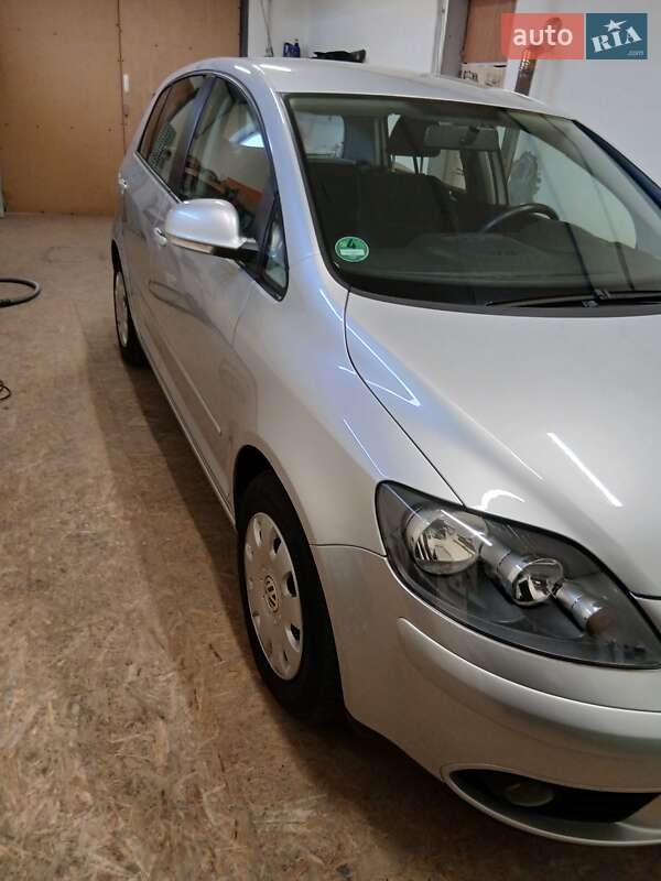 Хетчбек Volkswagen Golf Plus 2007 в Луцьку фото 9 Хетчбек Volkswagen Golf Plus 2007 в Луцьку