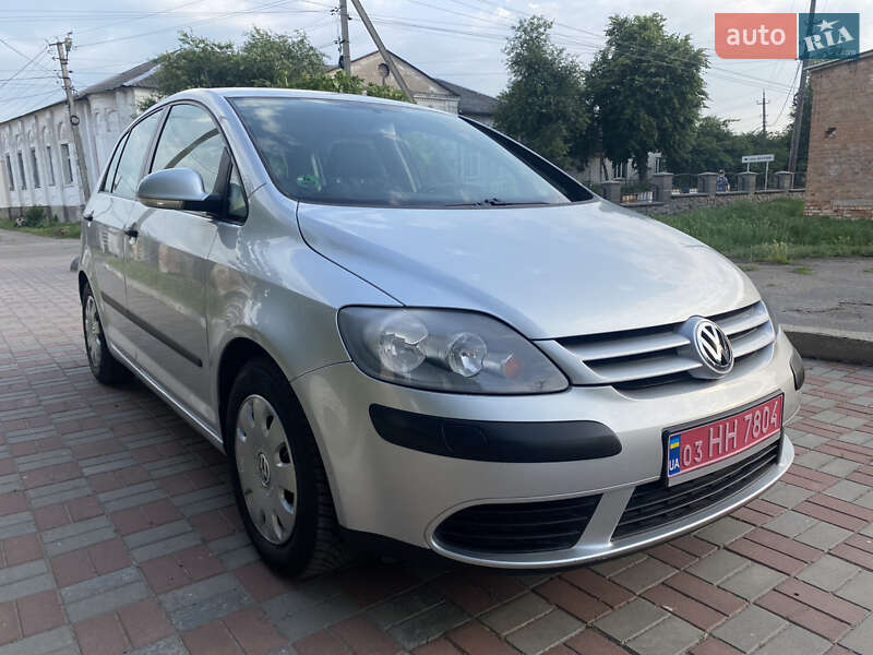 Хетчбек Volkswagen Golf Plus 2006 в Хоролі