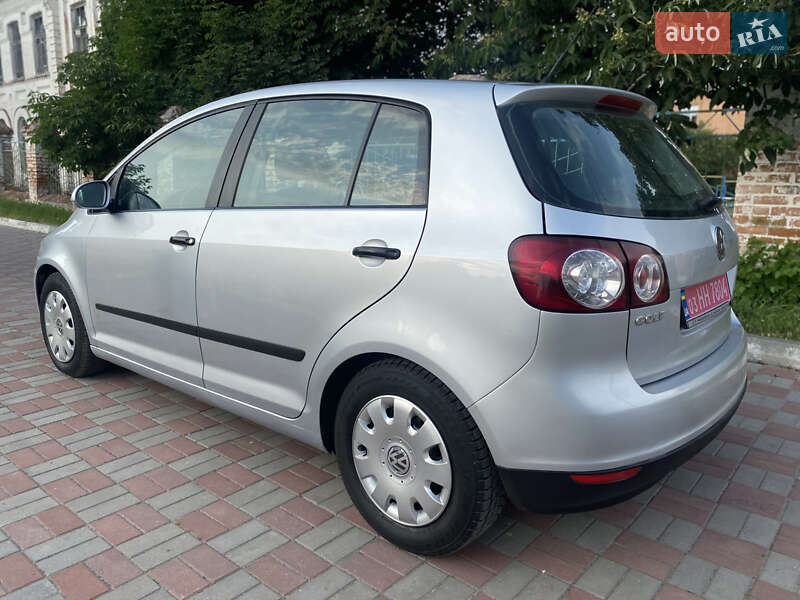 Хетчбек Volkswagen Golf Plus 2006 в Хоролі