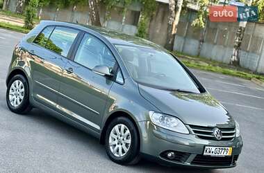 Хэтчбек Volkswagen Golf Plus 2007 в 