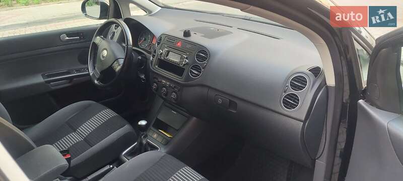 Хэтчбек Volkswagen Golf Plus 2009 в Луцке
