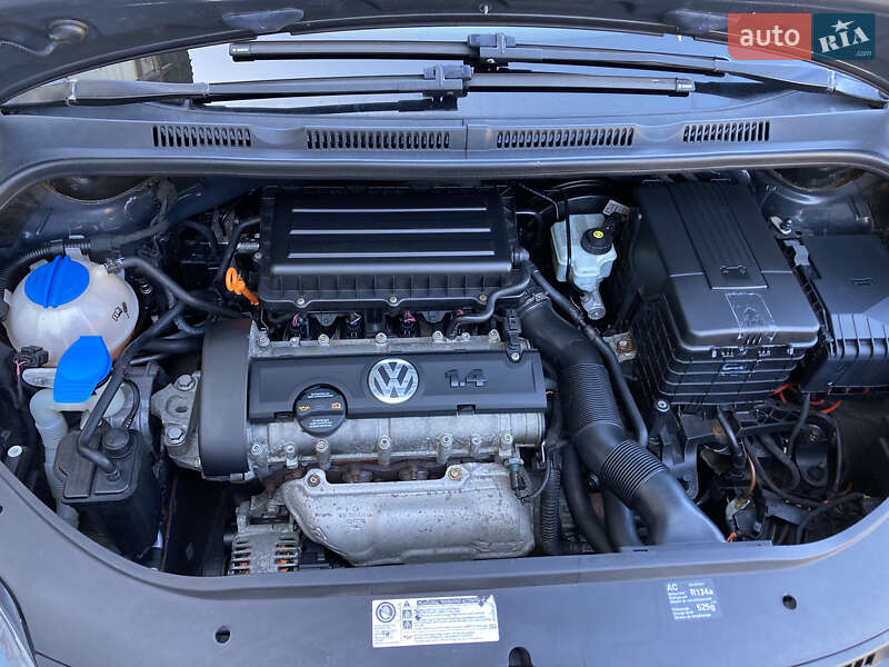 Хетчбек Volkswagen Golf Plus 2010 в Нововолинську