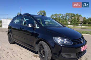 Хэтчбек Volkswagen Golf Plus 2010 в 