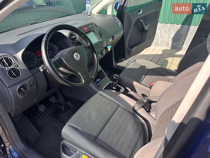 Хетчбек Volkswagen Golf Plus 2006 в Новодністровську