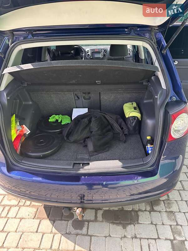 Хетчбек Volkswagen Golf Plus 2006 в Новодністровську