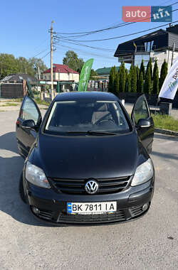 Хэтчбек Volkswagen Golf Plus 2007 в Ровно