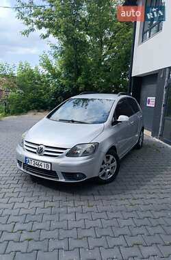 Хэтчбек Volkswagen Golf Plus 2008 в Ивано-Франковске