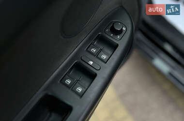 Хетчбек Volkswagen Golf Plus 2009 в 